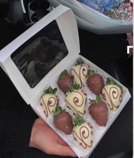 Фирменная клубника  в шоколаде 9шт - изображение 1